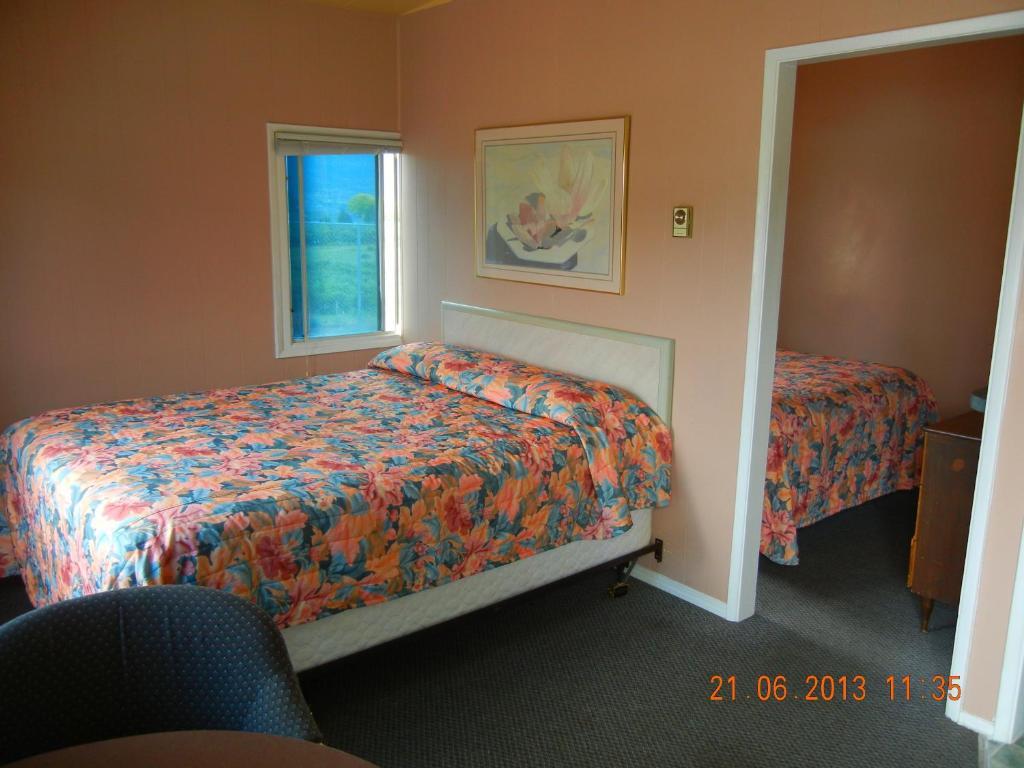 Pleasant View Motel Summerland Rum bild